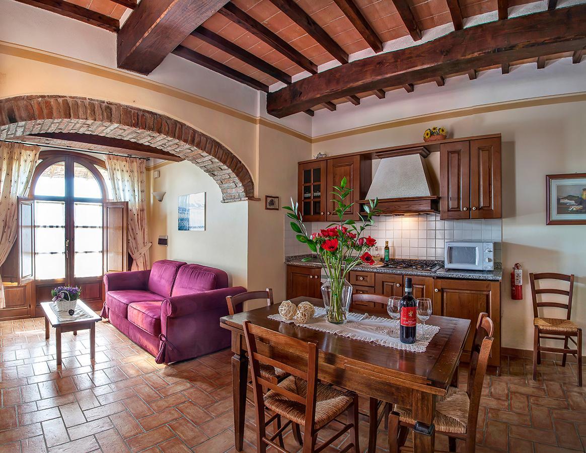 Agriturismo Sanguineto Acquaviva  Buitenkant foto