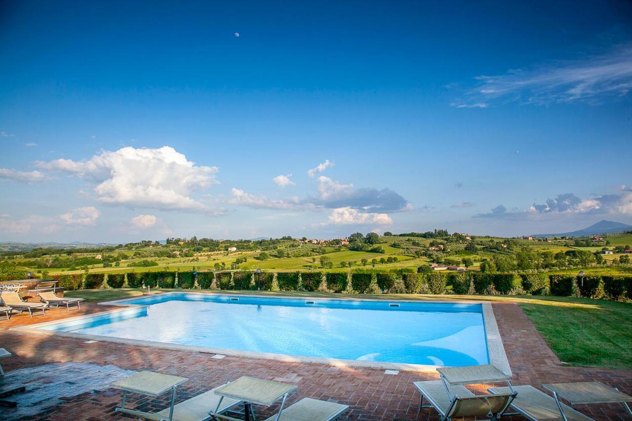 Agriturismo Sanguineto Acquaviva  Buitenkant foto
