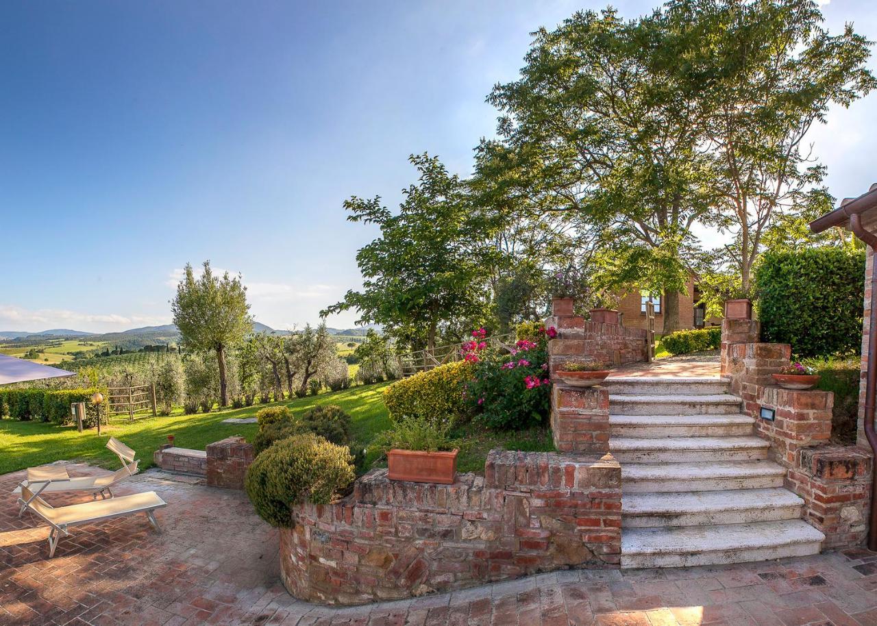 Agriturismo Sanguineto Acquaviva  Buitenkant foto