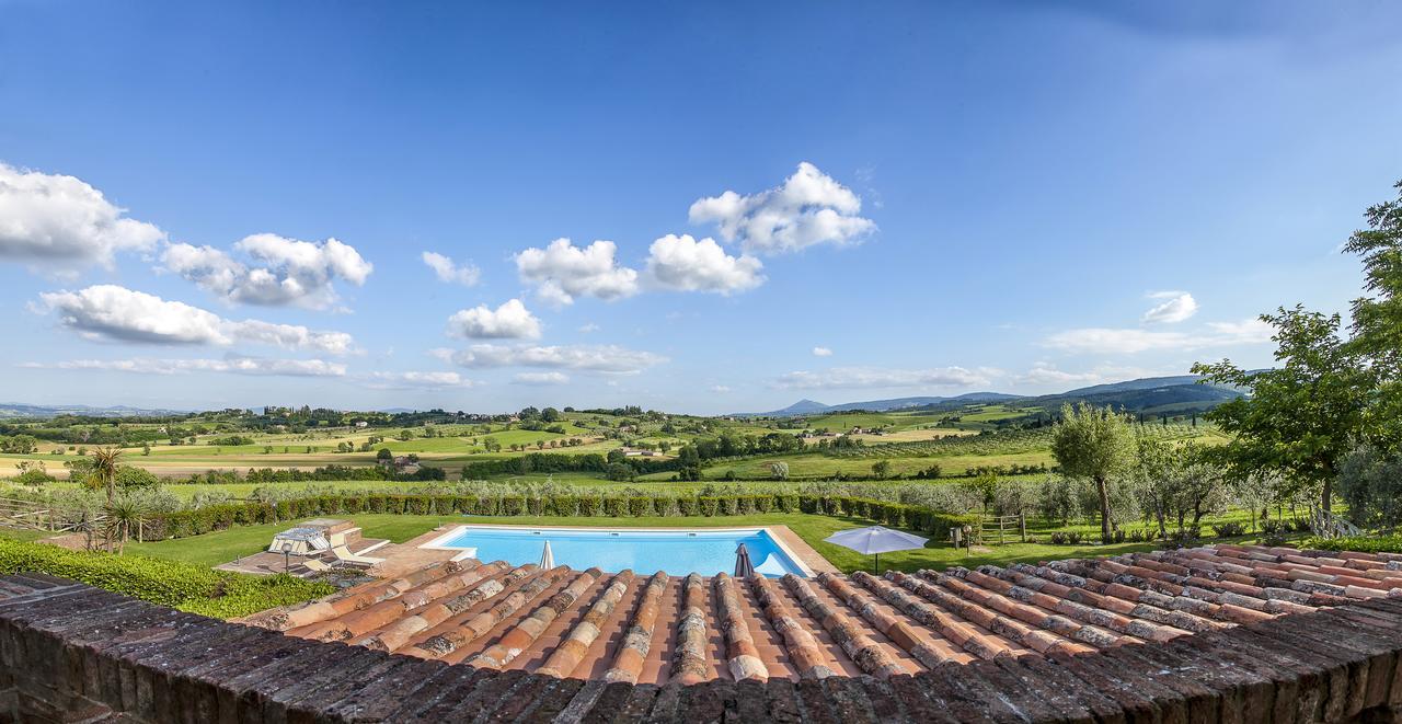 Agriturismo Sanguineto Acquaviva  Buitenkant foto